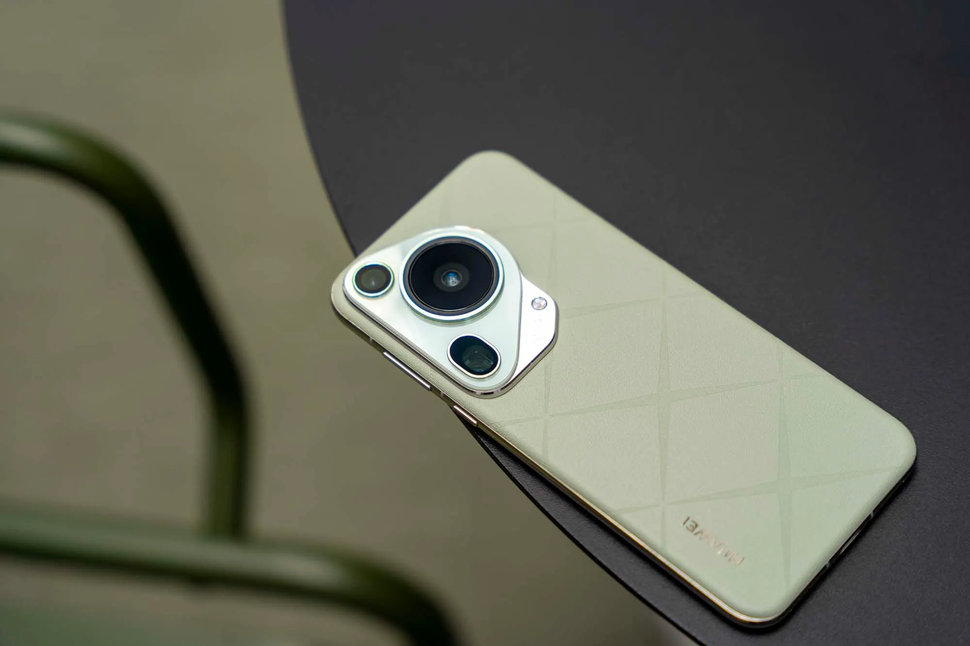 5 самых практичных смартфонов на рынке. От монстра автономности Tecno до топового фотофлагмана Huawei