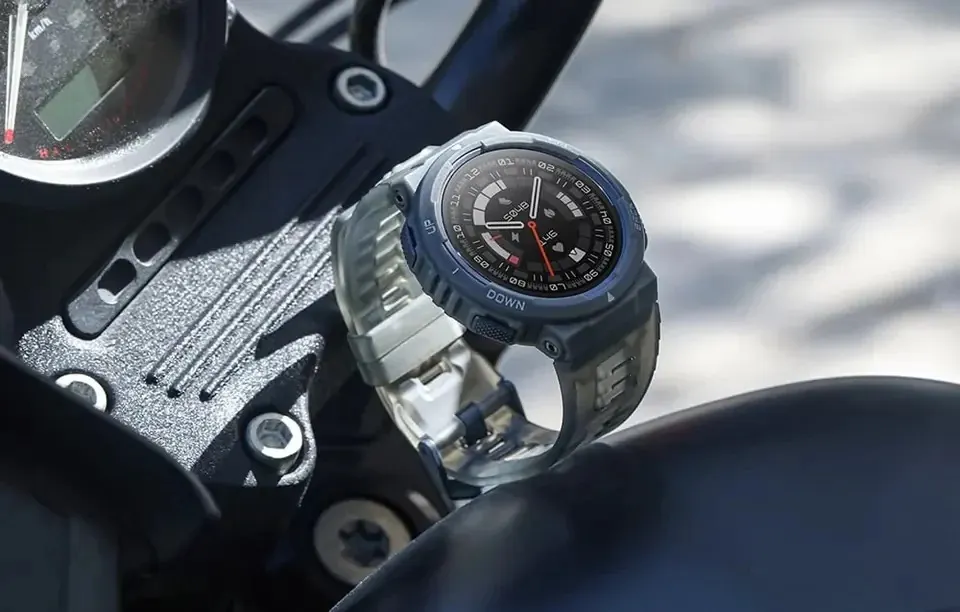 Любители Casio будут в восторге. Смарт-часы Amazfit с корпусом под G-Shock сливают дешевле 10 тысяч рублей