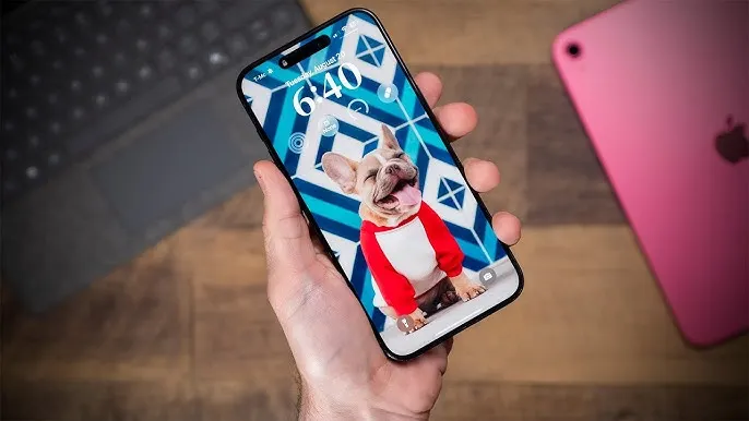 Стоит ли брать iPhone 15 Pro Max прямо сейчас? Важный вопрос за месяц до релиза нового флагмана