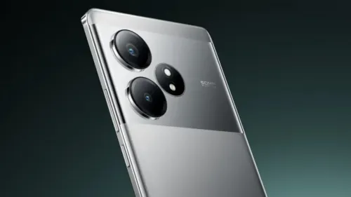 10 самых выгодных смартфонов для покупки в августе. От проверенных Xiaomi Poco до новеньких Realme