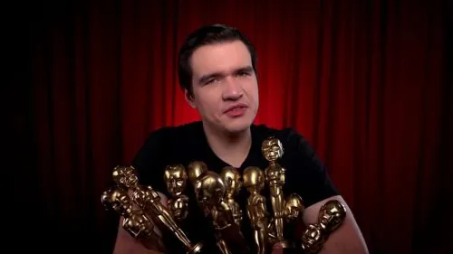 8 российских фильмов, которые рекомендовал BadComedian. От проекта Минкульта до сериала с Сашей Бортич