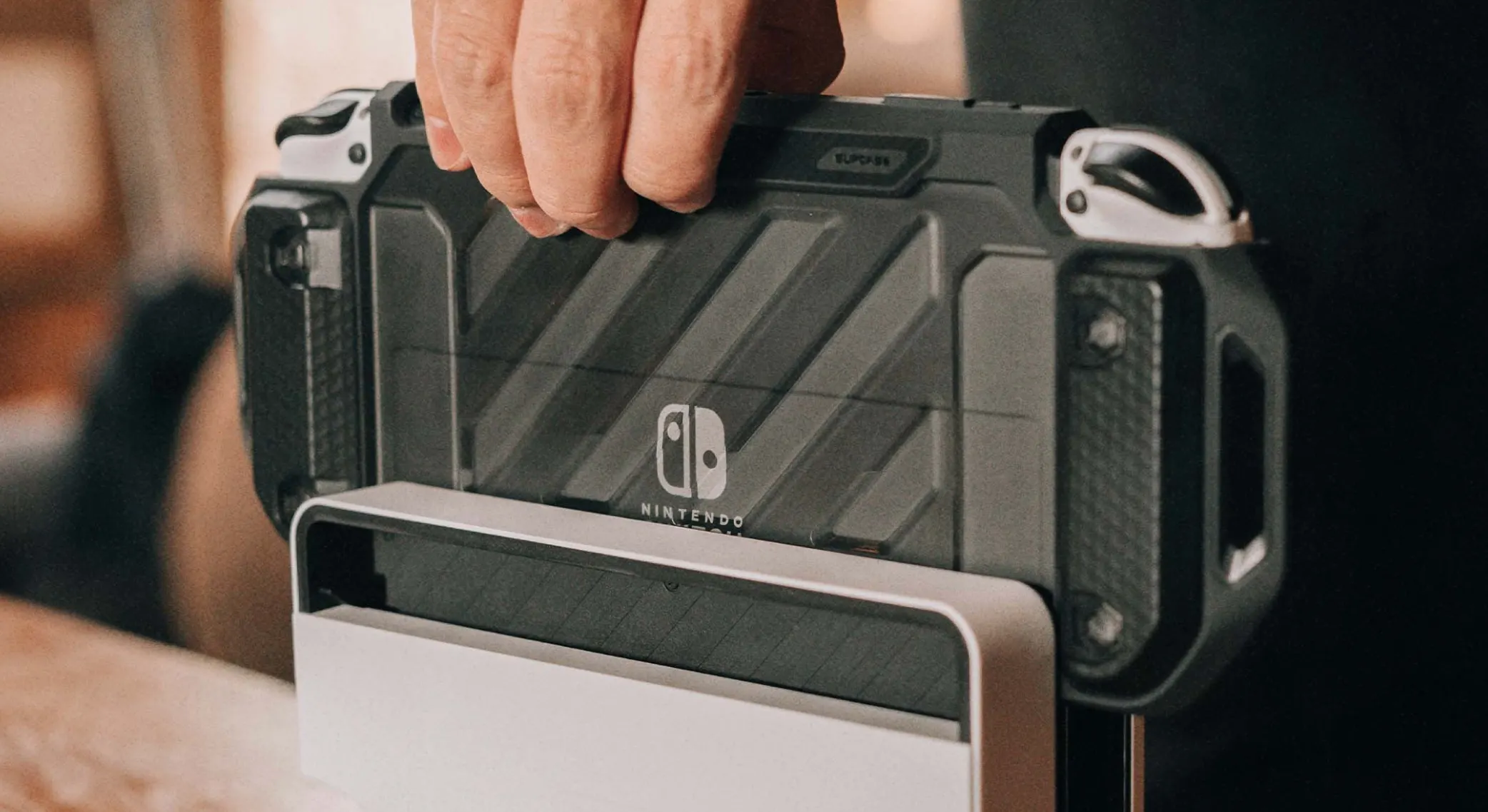 Все скидки на игровые консоли в России. Например, флагманская Nintendo Switch дешевле 30 тысяч рублей