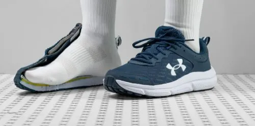 Эти кроссовки от Under Armour идеальны для тренировок. На Яндекс Маркете их отдают с сочными скидками