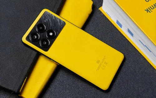 «Просто бомба». Главный хит Xiaomi Poco сливают за бесценок