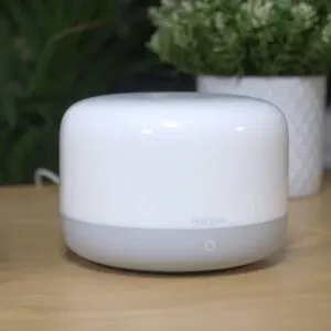 Шикарный ночник Xiaomi с Алисой отдают за гроши. Это лучшая настольная лампа для умного дома