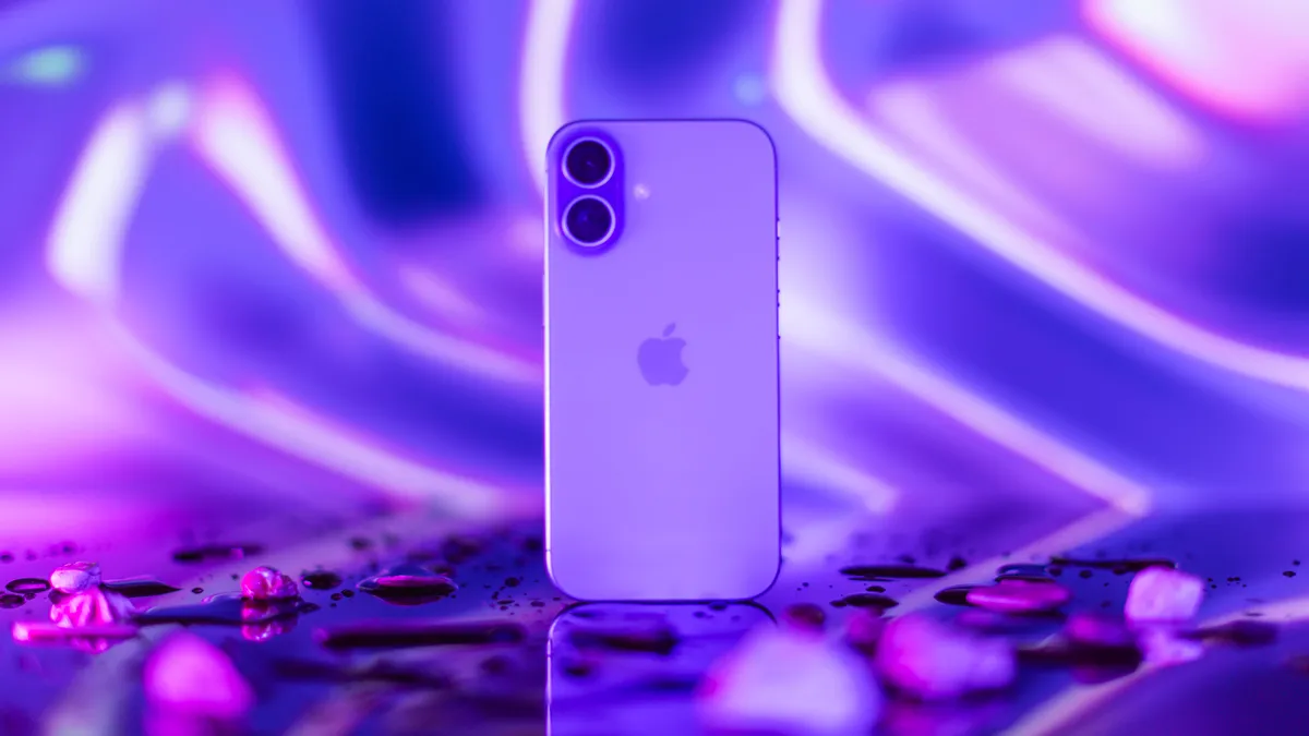 iPhone 16 – самый дешевый смартфон для фотографов. Что о нем говорят блогеры и журналисты?