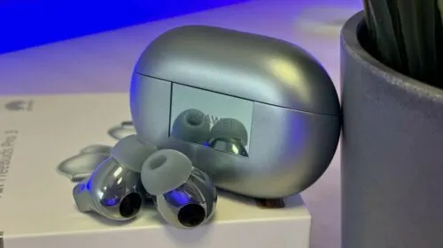 Флагманские наушники Huawei окончательно обесценились. У них крутой звук и куча полезных фишек 