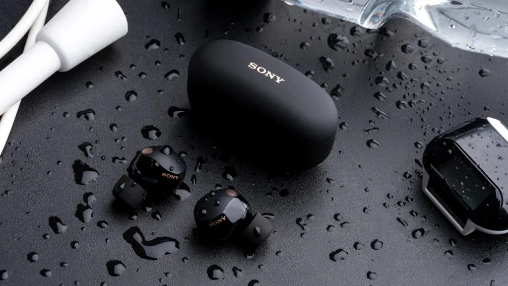 5 моделей беспроводных наушников Sony, которые стоит брать в 2024 году. От уникальной гарнитуры до конкурента AirPods Pro