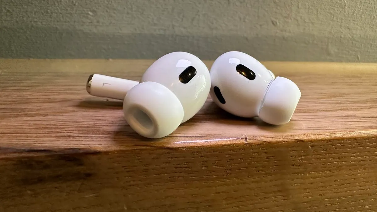 5 фишек AirPods Pro 2, которые появятся в iOS 18. Apple мощно прокачивает гарнитуру