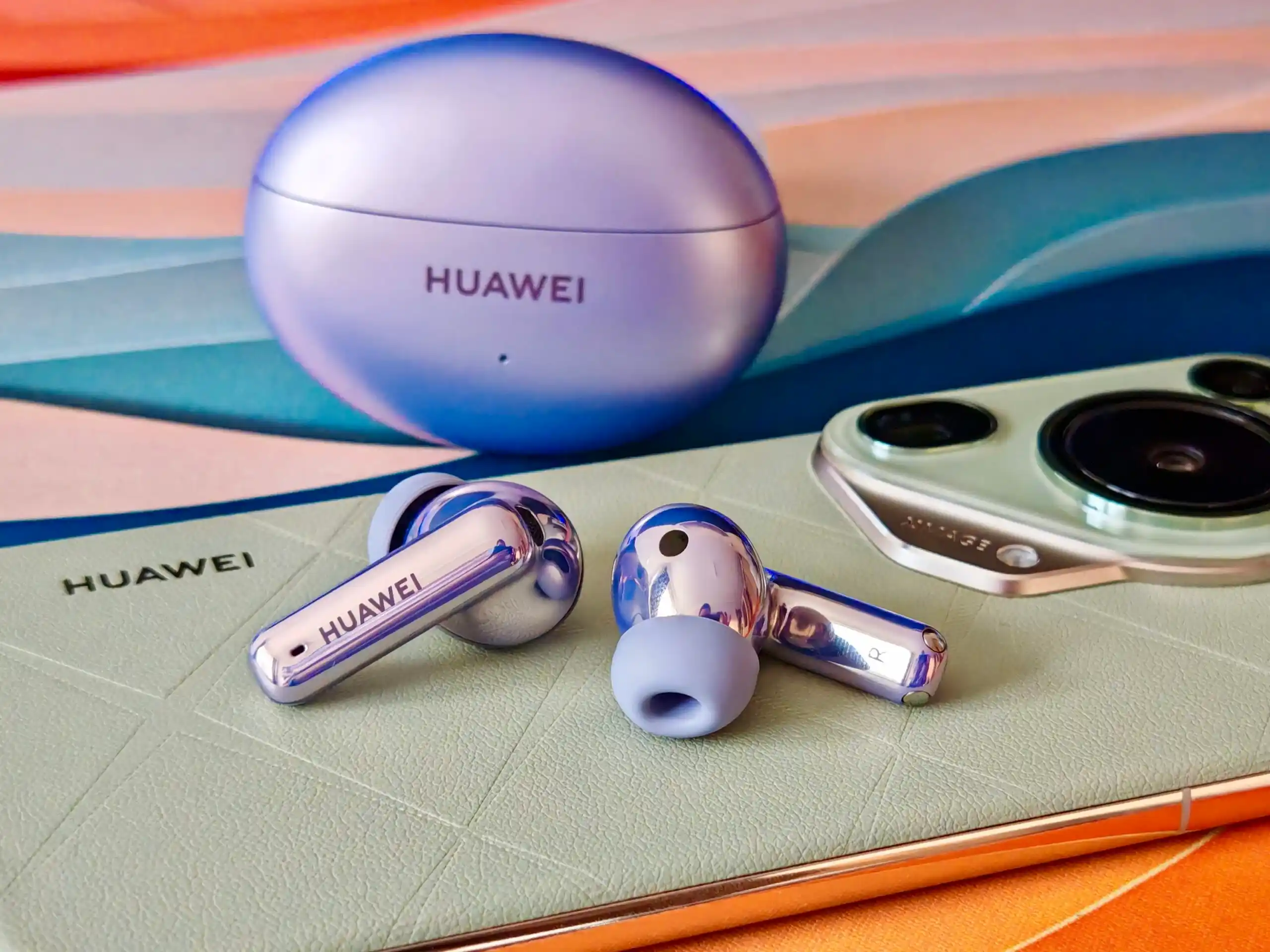 «Реально крутые уши». Хитовую гарнитуру Huawei отдают с неплохой скидкой 