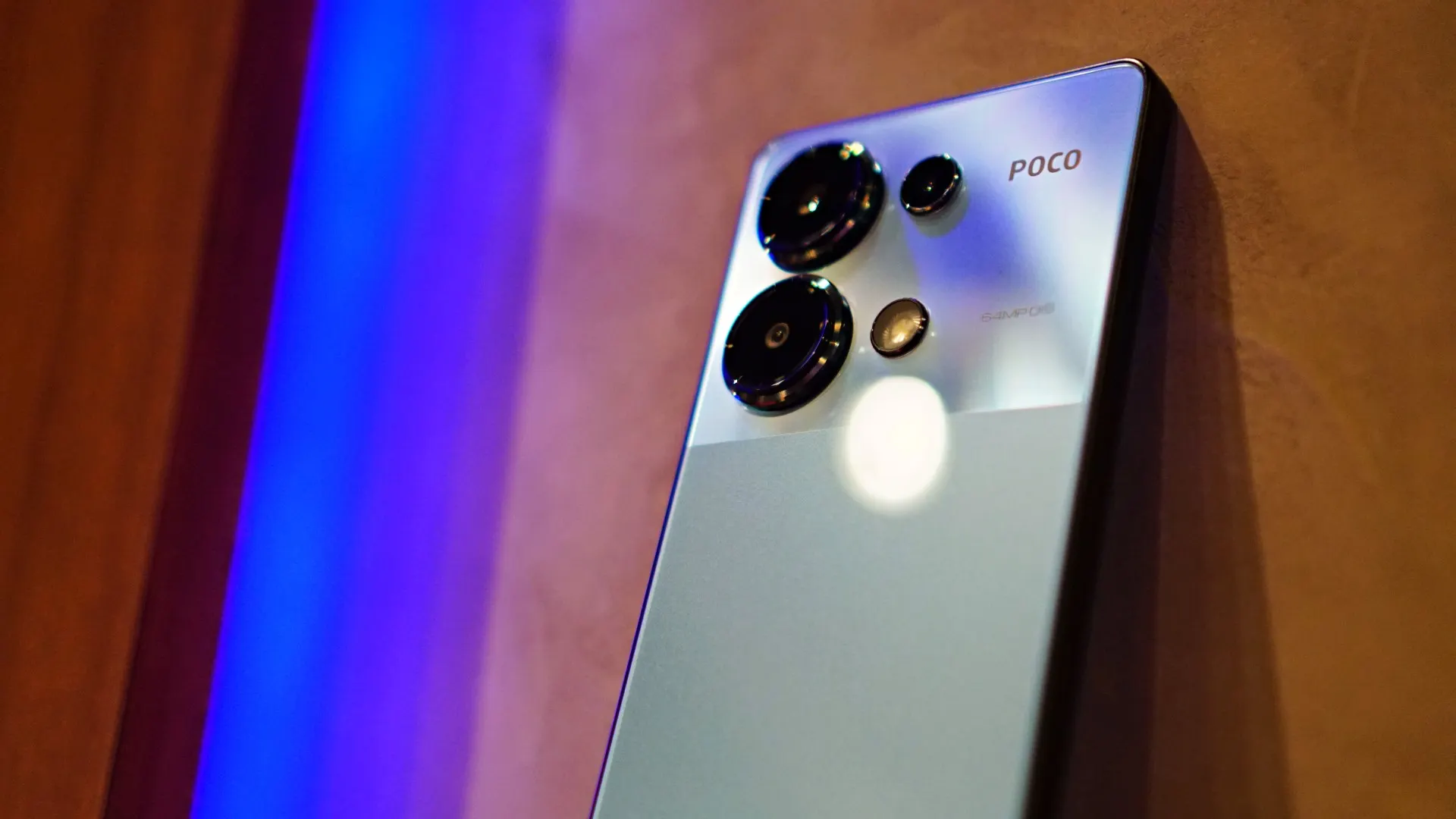 Как же хорош этот Xiaomi Poco. Лучший смартфон до 20 тысяч рублей