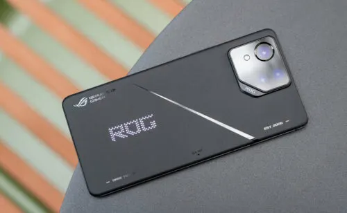 5 смартфонов с необычным дизайном. От «кофейного» Tecno до игрового Asus
