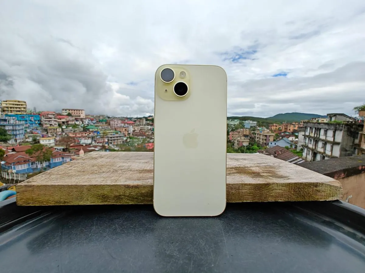 Свежий iPhone 15 подешевел в России. За пару недель ценник снизился на 10 тысяч рублей