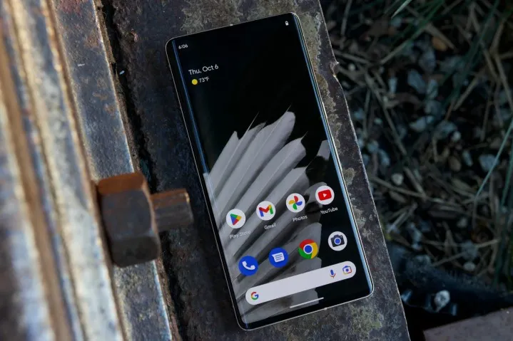 Этот Google Pixel — самый выгодный камерофон бренда. Его сейчас отдают с неплохой скидкой 