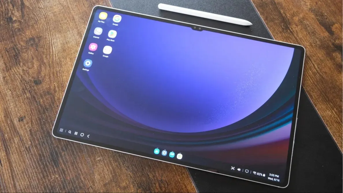 5 планшетов с огромными экранами. От новейшего Honor до монструозного Samsung