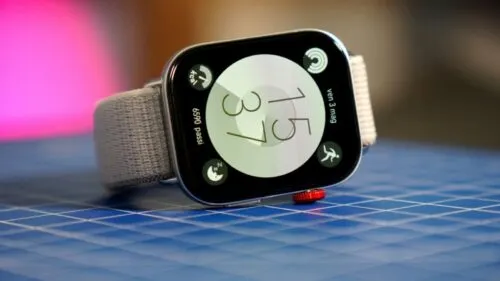 Трендовые смарт-часы Huawei отдают по классной цене в России. Они очень функциональные и стильные