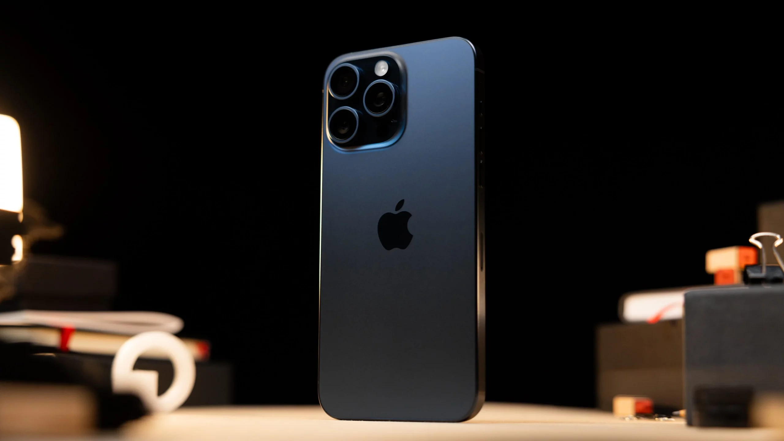 Что с ценами на смартфоны Apple в октябре? Например, iPhone 16 уже можно взять со скидкой
