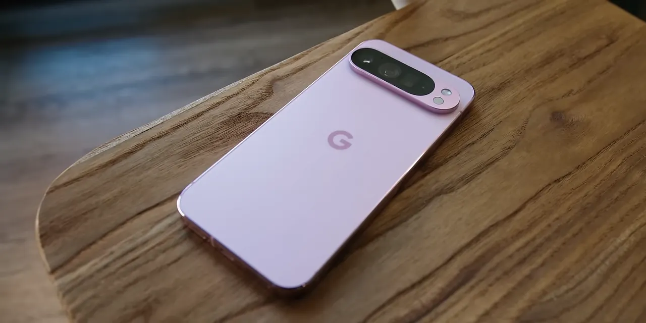 Google Pixel 9 оказался лучше iPhone 16. Плюсы и минусы нового флагмана