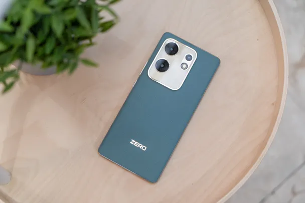 «Я влюбилась в него». Хитовый Infinix сливают за бесценок
