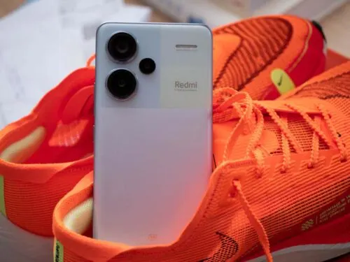 «Все ожидания оправдал». Топовый Xiaomi Redmi внезапно подешевел 