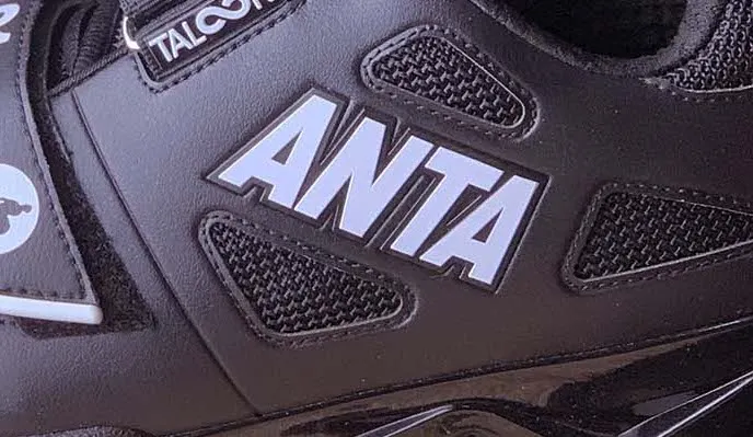 Китайские кроссовки Anta – бюджетная альтернатива Nike. Эта обувь жестко подешевела на Яндекс Маркете