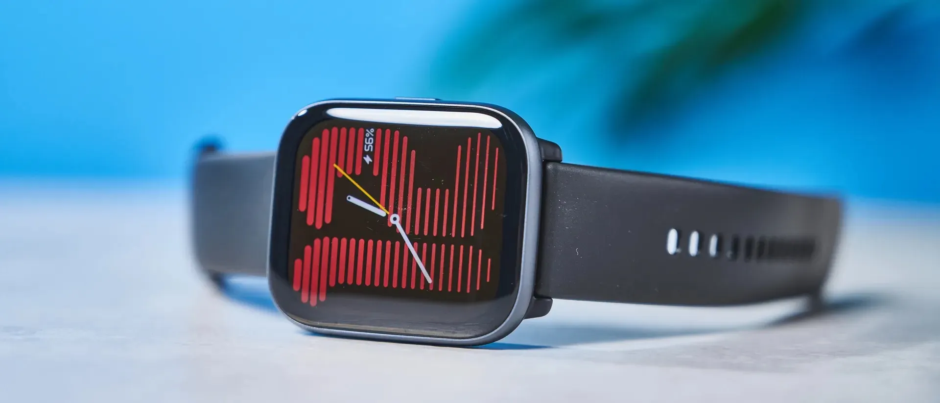 Хитовые смарт-часы Amazfit стоят рекордно дешево. В них выдержан идеальный баланс по всем параметрам