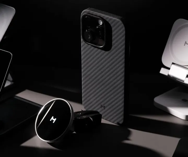 5 крутых аксессуаров для iPhone. Вечный кабель, уникальный MagSafe-кардхолдер и другие полезные вещи