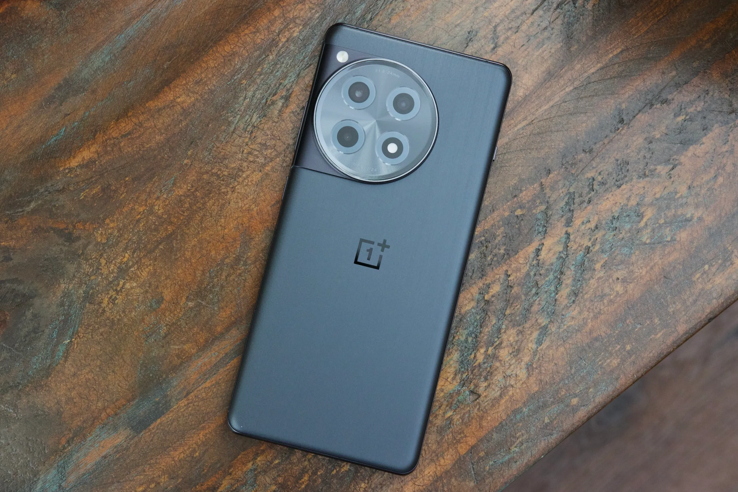 10 самых сбалансированных смартфонов по версии экспертов. От бюджетного Google Pixel до компактного iPhone