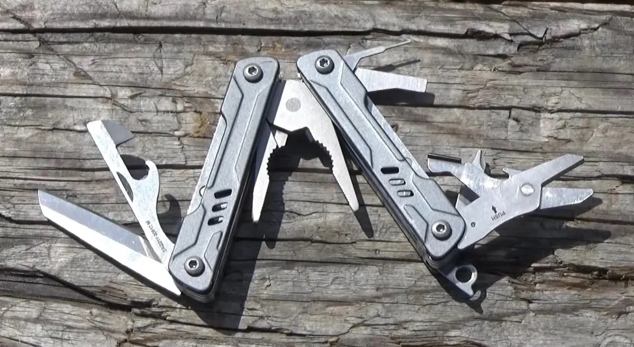 Не вздумайте переплачивать за Leatherman. Лучше взять мультитул Xiaomi NexTool на 11 инструментов в 10 раз дешевле