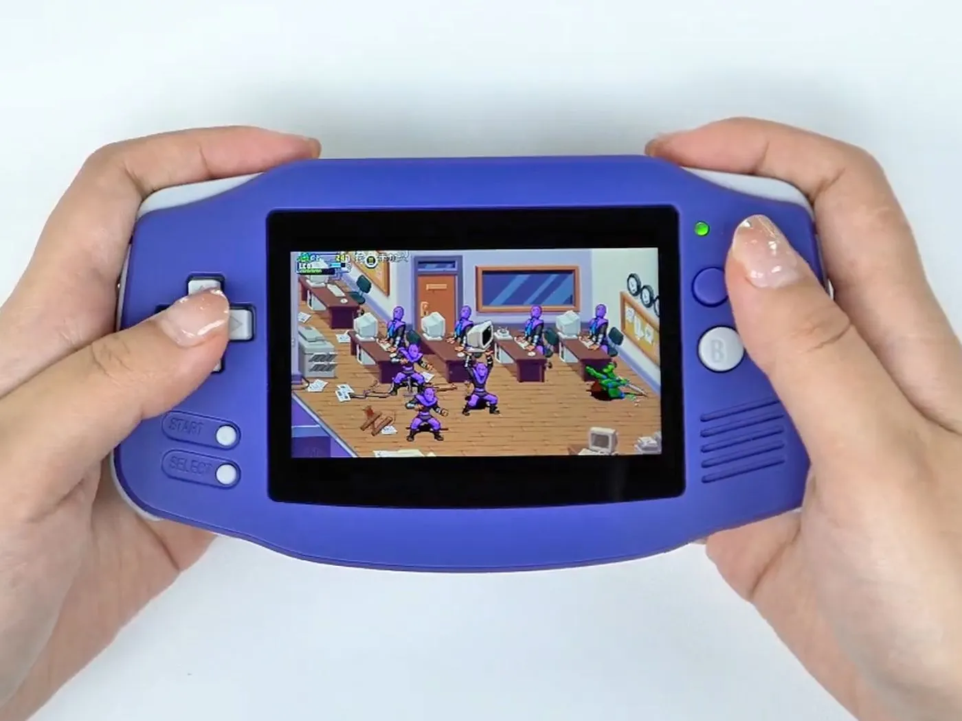 Известна цена новой ретро-консоли Anbernic RG34XX. Она умеет запускать игры с Game Boy и PSP