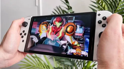 Хватаем Nintendo Switch OLED по выгодной цене. Просто лучший подарок для любителей портативного гейминга