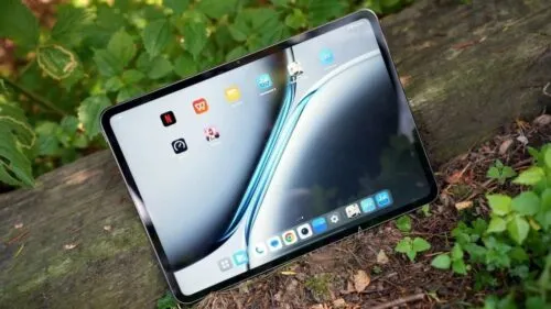 Об этом планшете OnePlus все забыли, а зря. Он с легкостью тянет любые игры и заряжается всего за полтора часа