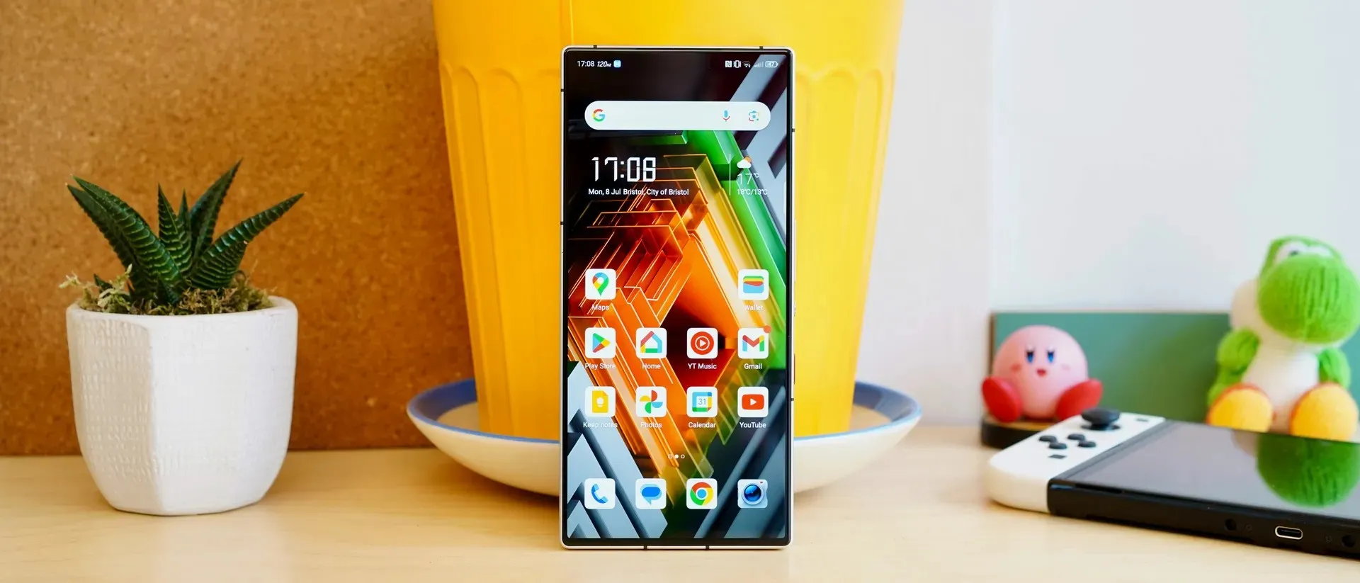 3 смартфона с шикарной автономностью. От стильного Tecno до игрового ZTE Nubia