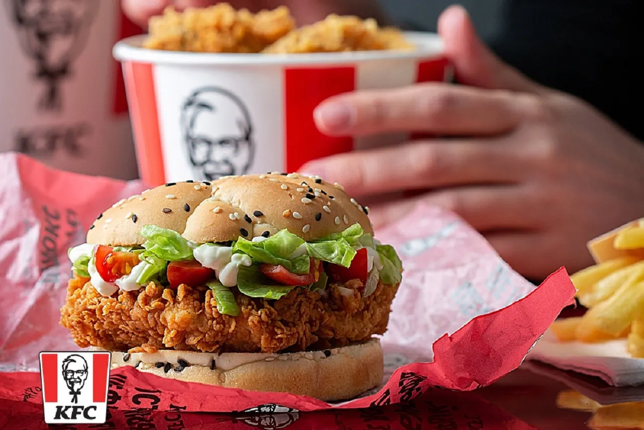В России переименуют все рестораны KFC. Фастфуд сменит вывески уже к весне