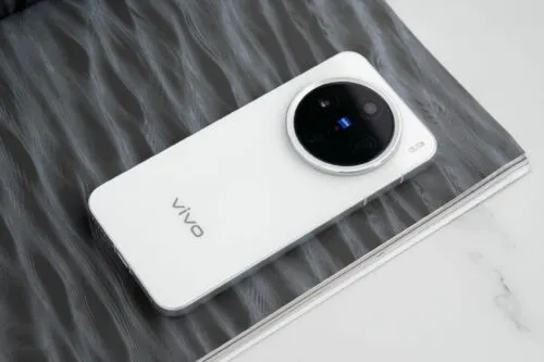 Будущий бестселлер Vivo подешевел на Маркете. У него почти нет недостатков