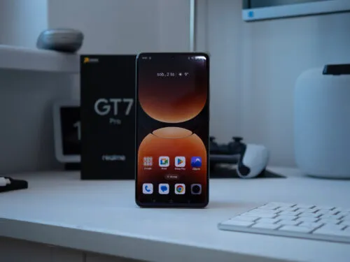 3 смартфона Realme, которые стоит брать в начале 2025 года. От стильного бюджетника до монстра производительности
