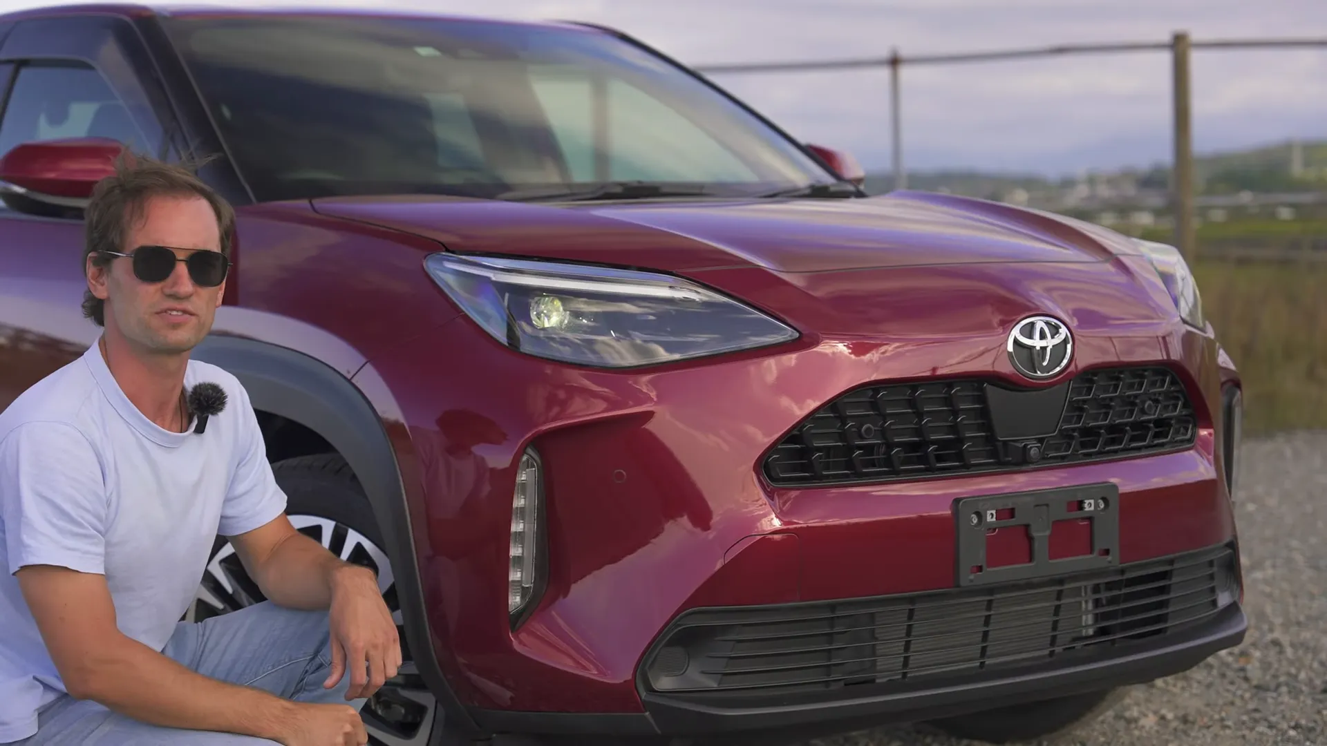 Кроссовер Toyota Yaris Cross подешевел в России на миллион рублей. Это стильная альтернатива «Москвичу 3»