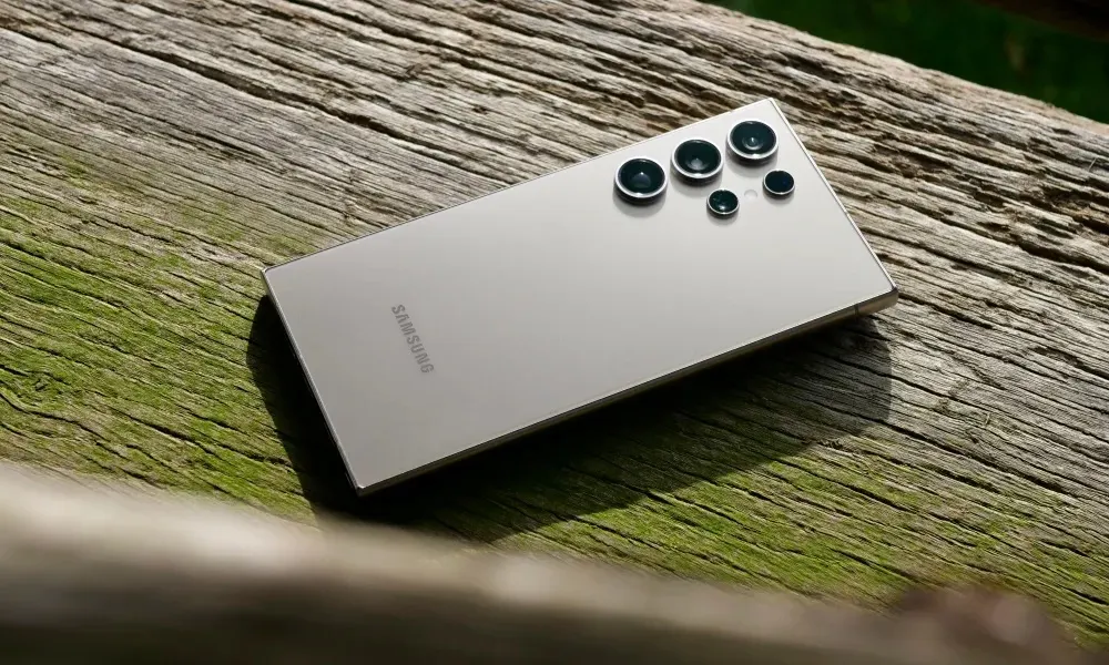 Главный Samsung Galaxy подешевел на Маркете. Хватаем, пока он есть в наличии