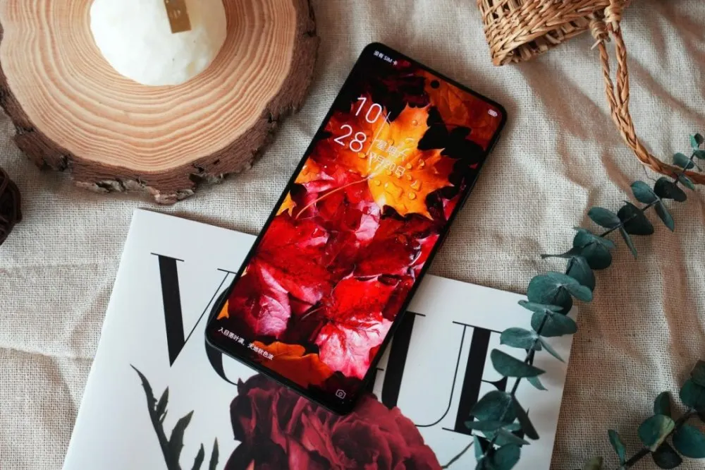 Секретный хит ZTE Nubia подешевел на Маркете. У него мощное железо и крутые камеры 