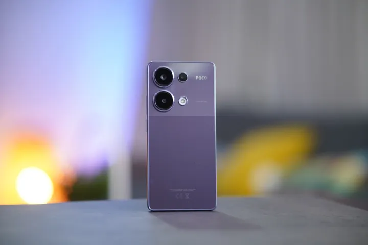 Мегапопулярный Xiaomi Poco внезапно подешевел. Это лучший смартфон в пределах 20 тысяч рублей