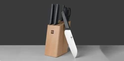 Роскошный набор кухонных ножей Xiaomi отдают за 3 тысячи. Они очень качественные, стильные и острые