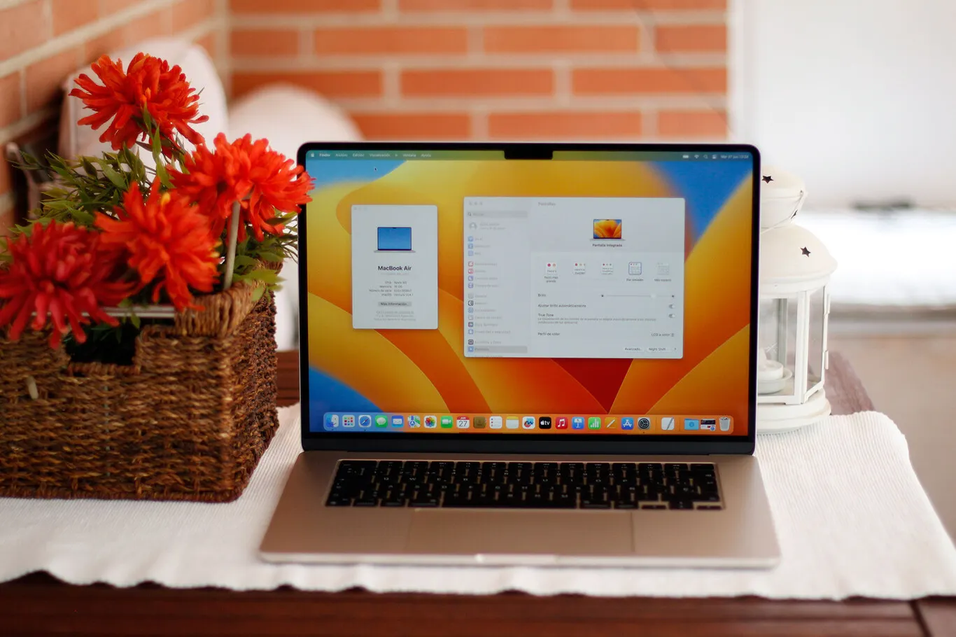 MacBook Air с большим экраном подешевел на 20 тысяч рублей. Собрали все скидки на компьютеры Apple