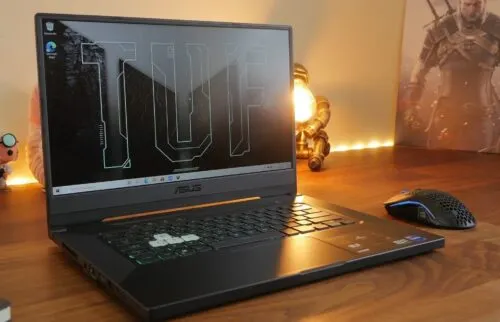 Этот Asus — самый выгодный игровой ноутбук на рынке. Он буквально рухнул в цене на Маркете 