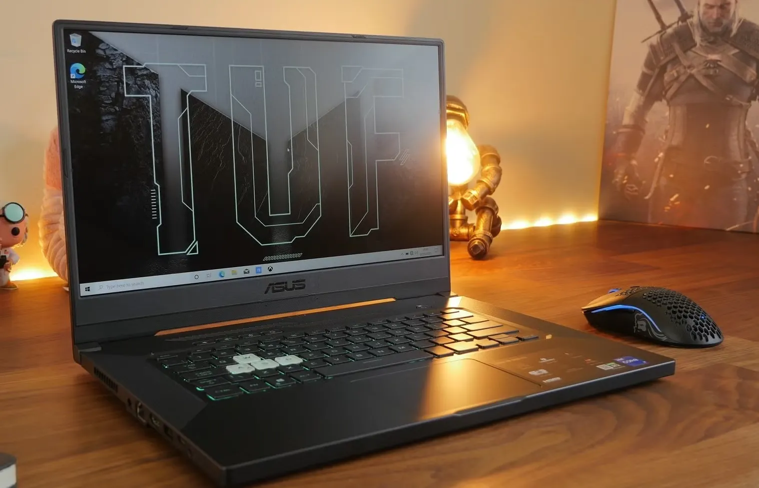 Этот Asus — самый выгодный игровой ноутбук на рынке. Он буквально рухнул в цене на Маркете 