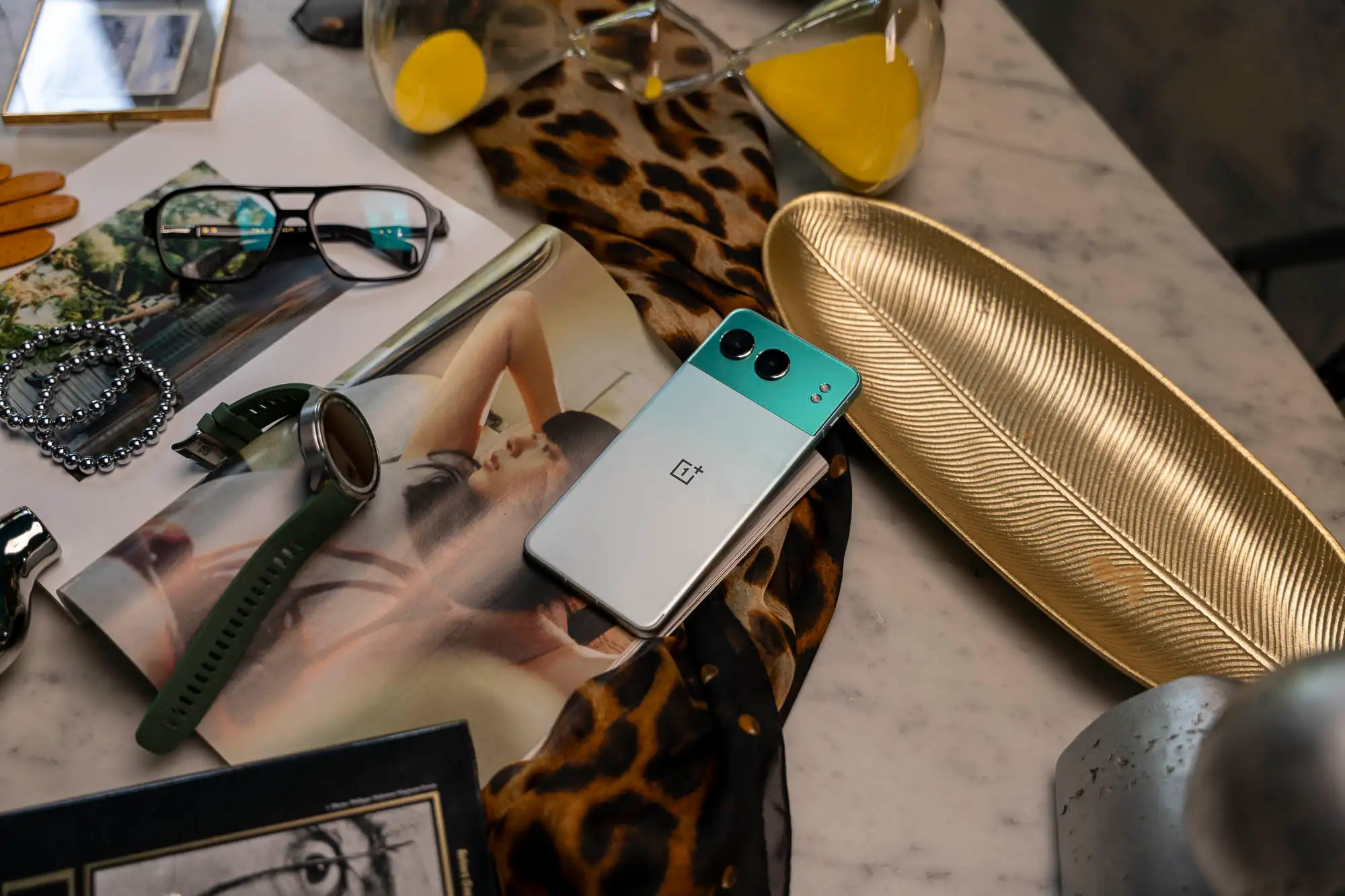Самый сбалансированный OnePlus внезапно подешевел. Теперь его можно брать не глядя