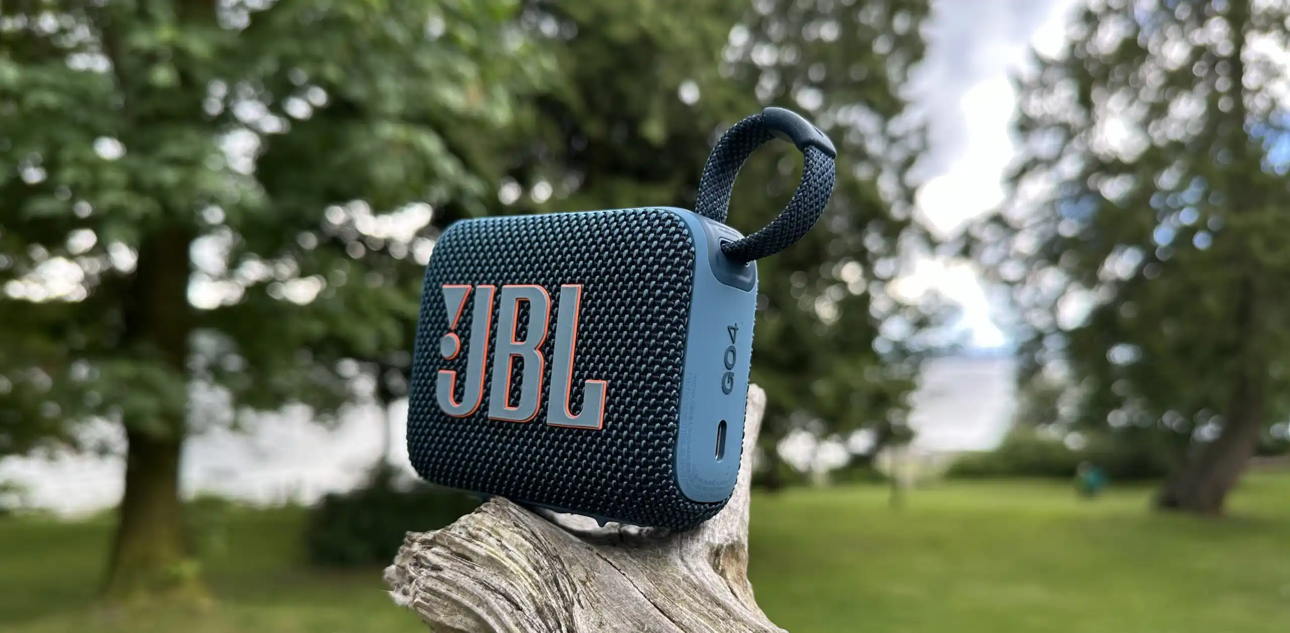 3 лучшие компактные колонки на рынке. От свежей JBL до недооцененной Honor