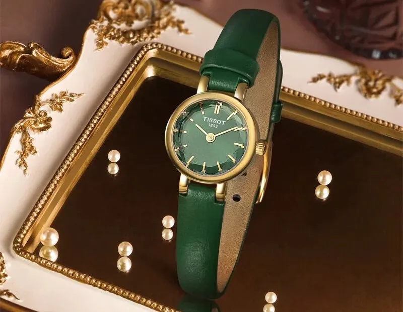 Топ-8 элегантных женских часов. От классических Swatch до люксовых Cavalli и Tissot