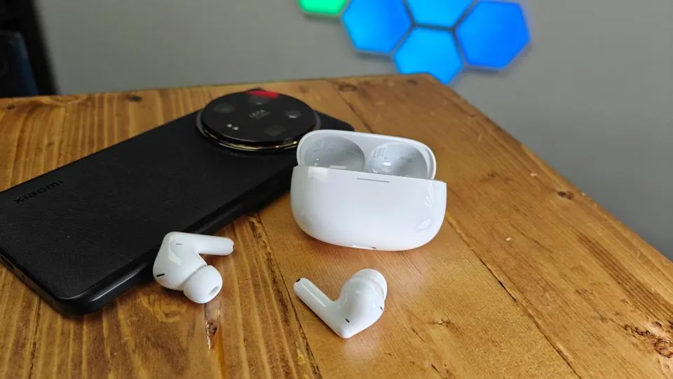 3 модели наушников Xiaomi, которые стоит брать весной 2025 года. Все — надежные и проверенные