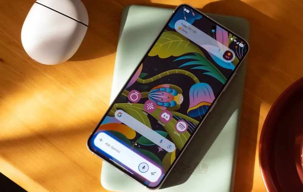Что выбрать — iPhone 16 или Samsung Galaxy S25? Сравнили самые известные флагманы на рынке