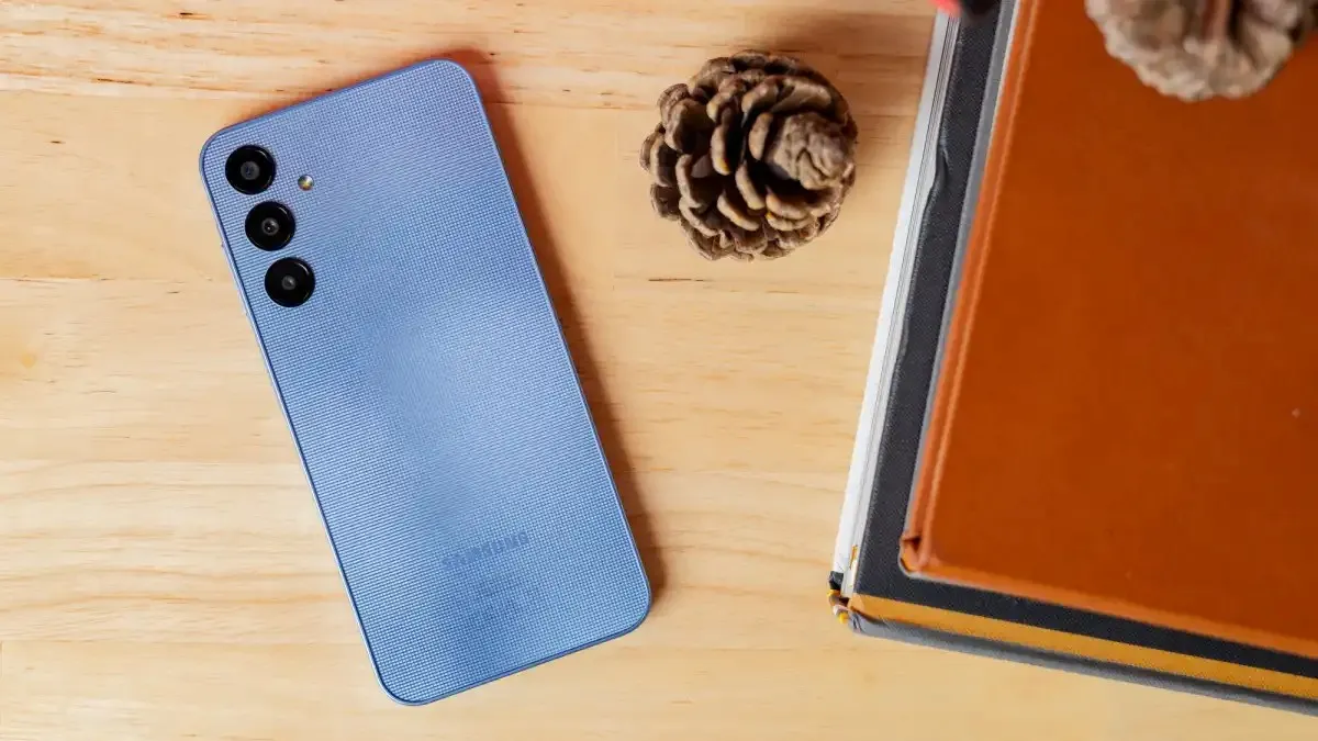 Главный бюджетник Samsung Galaxy обесценился на Маркете. У него нет недостатков за свои деньги 